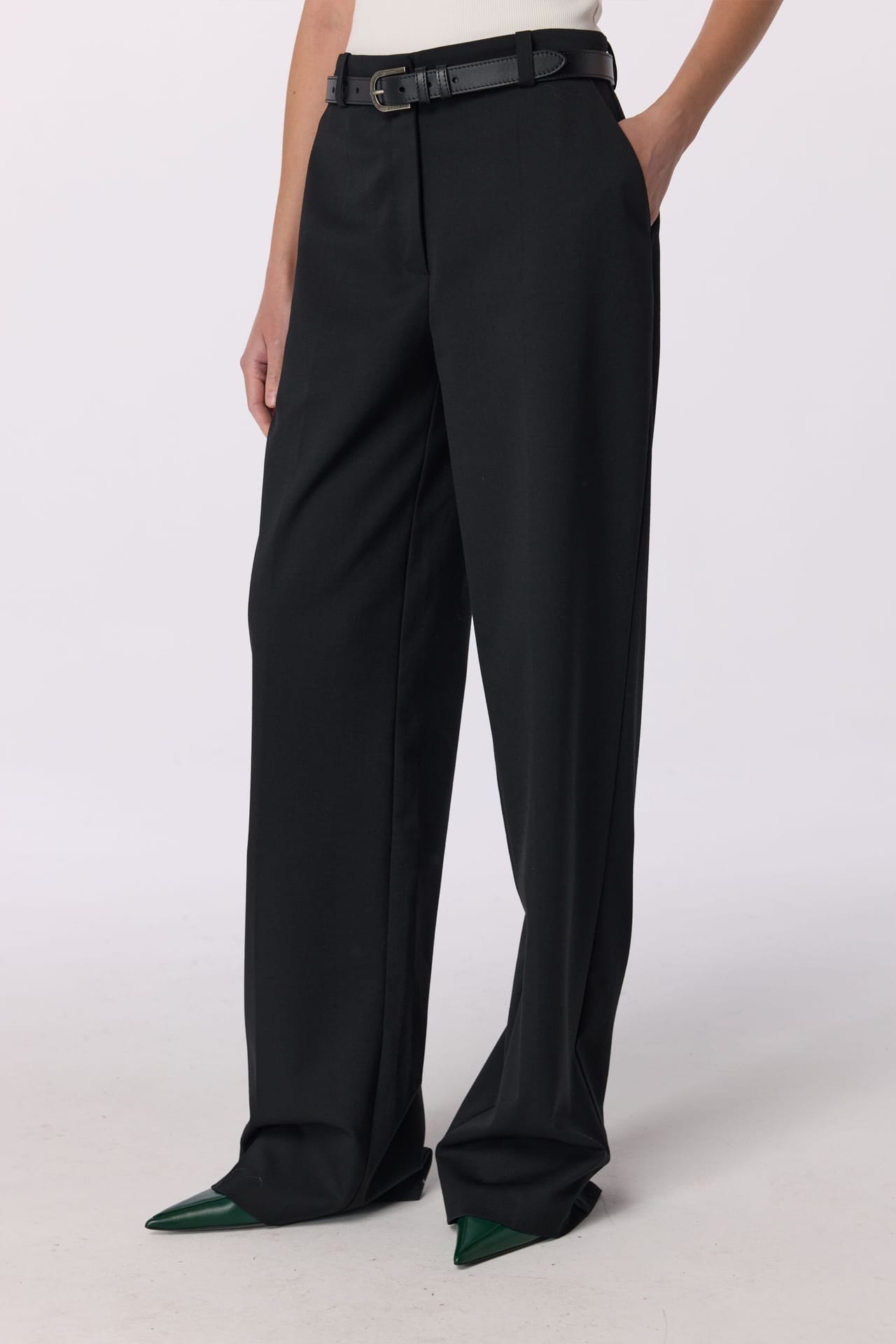 Mid-rise wool pants with front creases - Photo 5