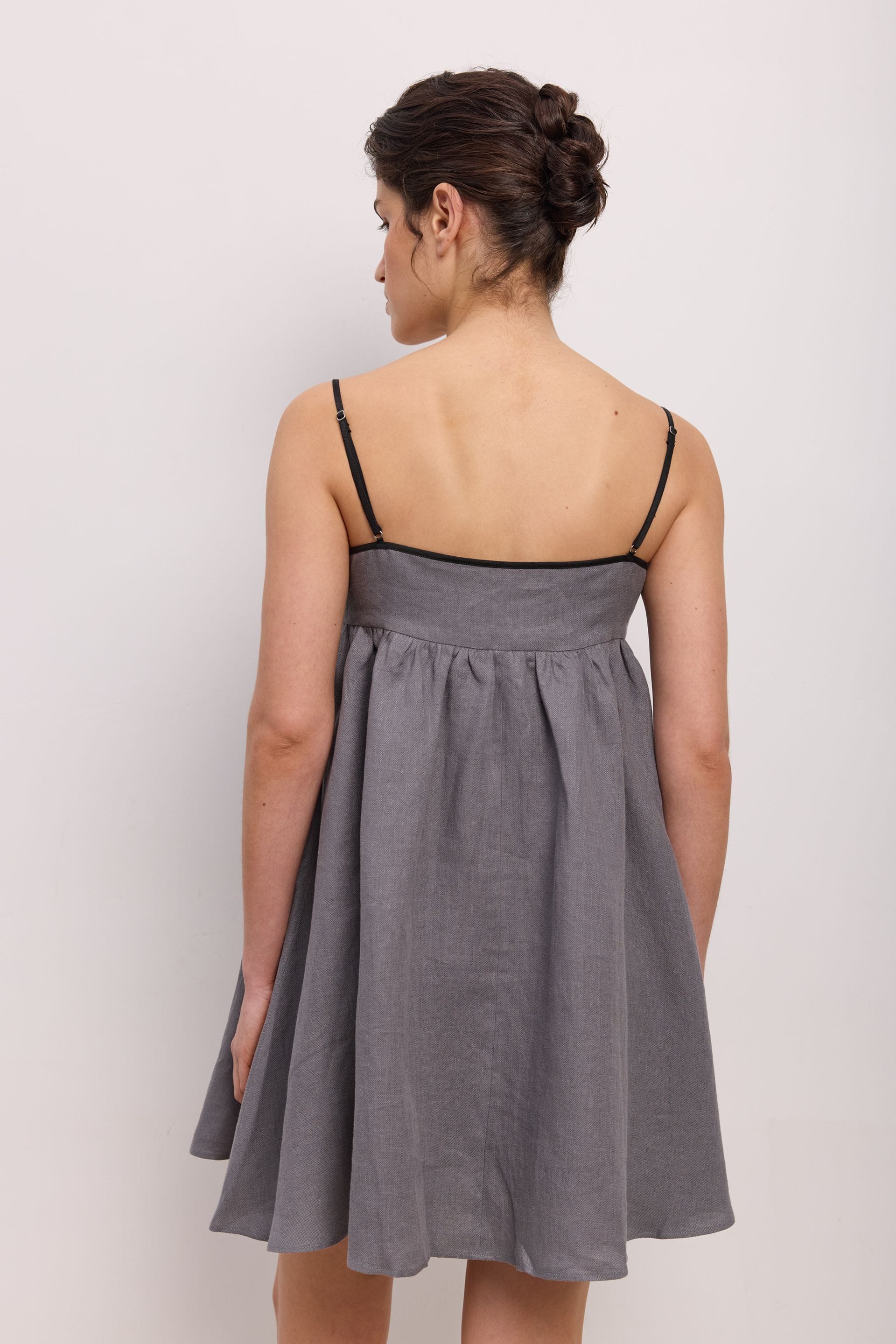 Robe trapèze mini avec bordure noire - WWT-DR1089-18-14 - Photo 2