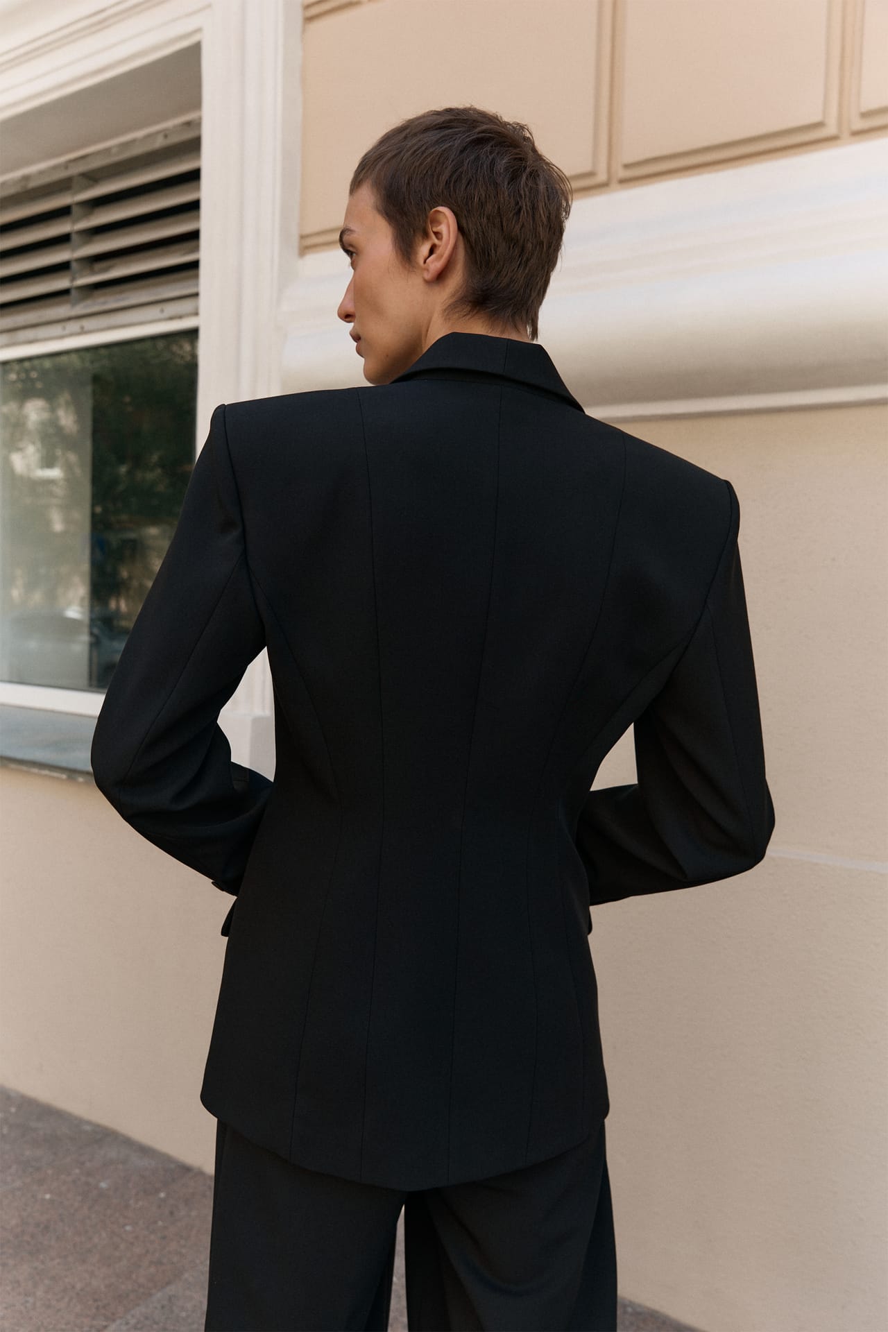 Single-breasted, fitted cotton blazer - Photo 4
