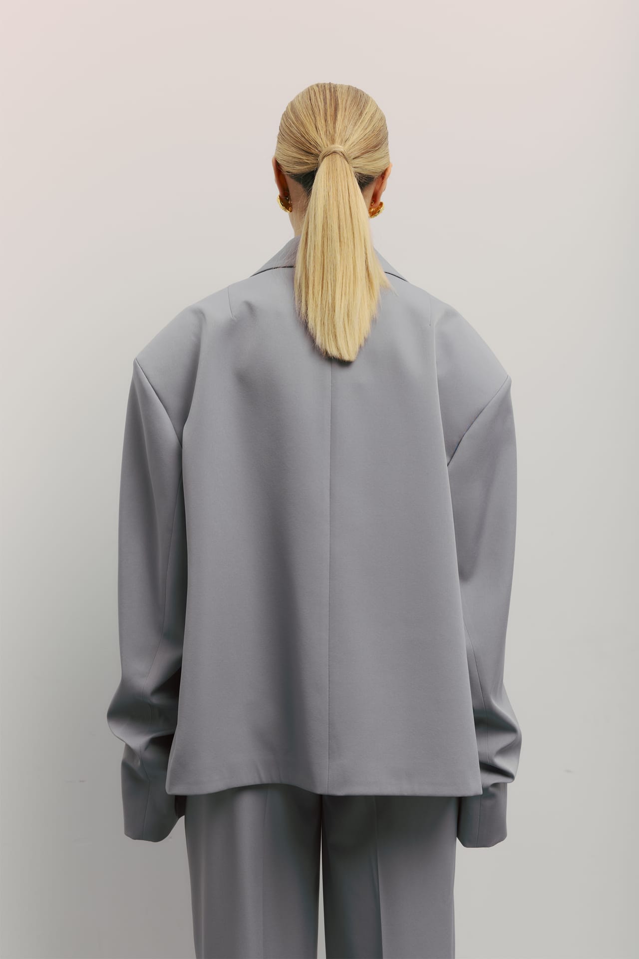 Oversized cotton blazer with gathered sleeves - Photo 4