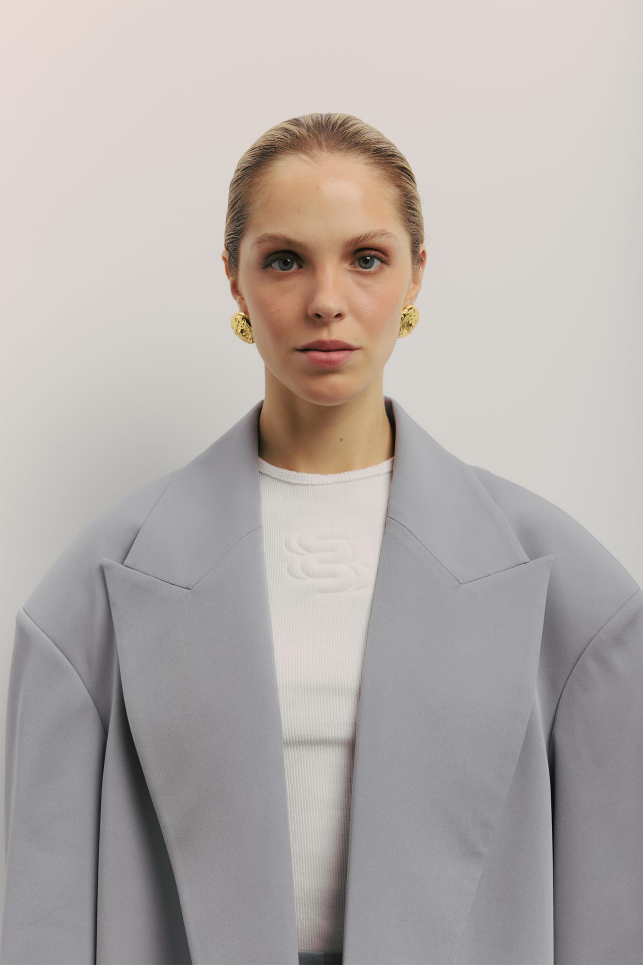 Oversized cotton blazer with gathered sleeves - Photo 5