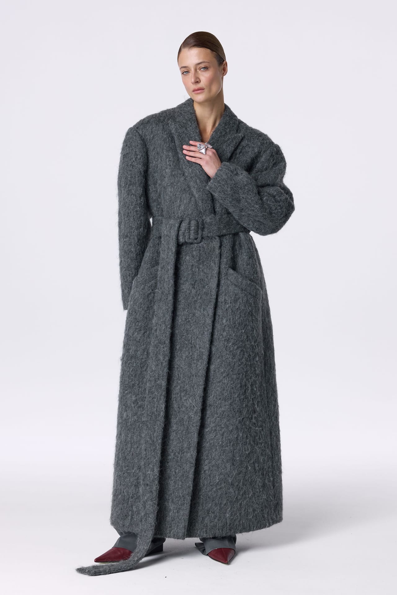 Manteau croisé en alpaga à épaules structurées - Photo 3