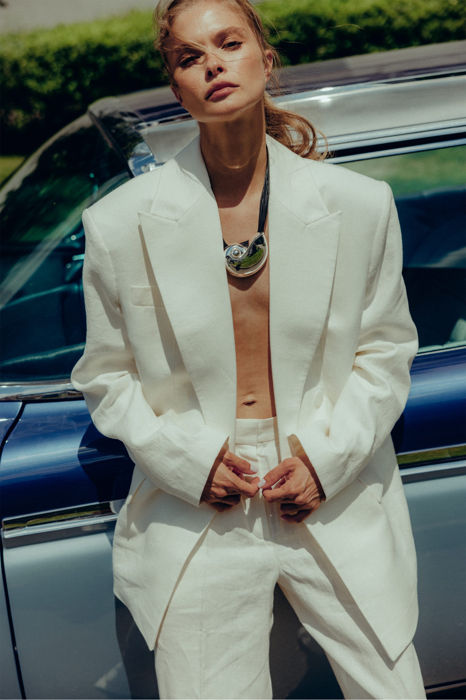 Mid-rise linen trousers with arrows - WWB-P1015-3-14 - Photo 4