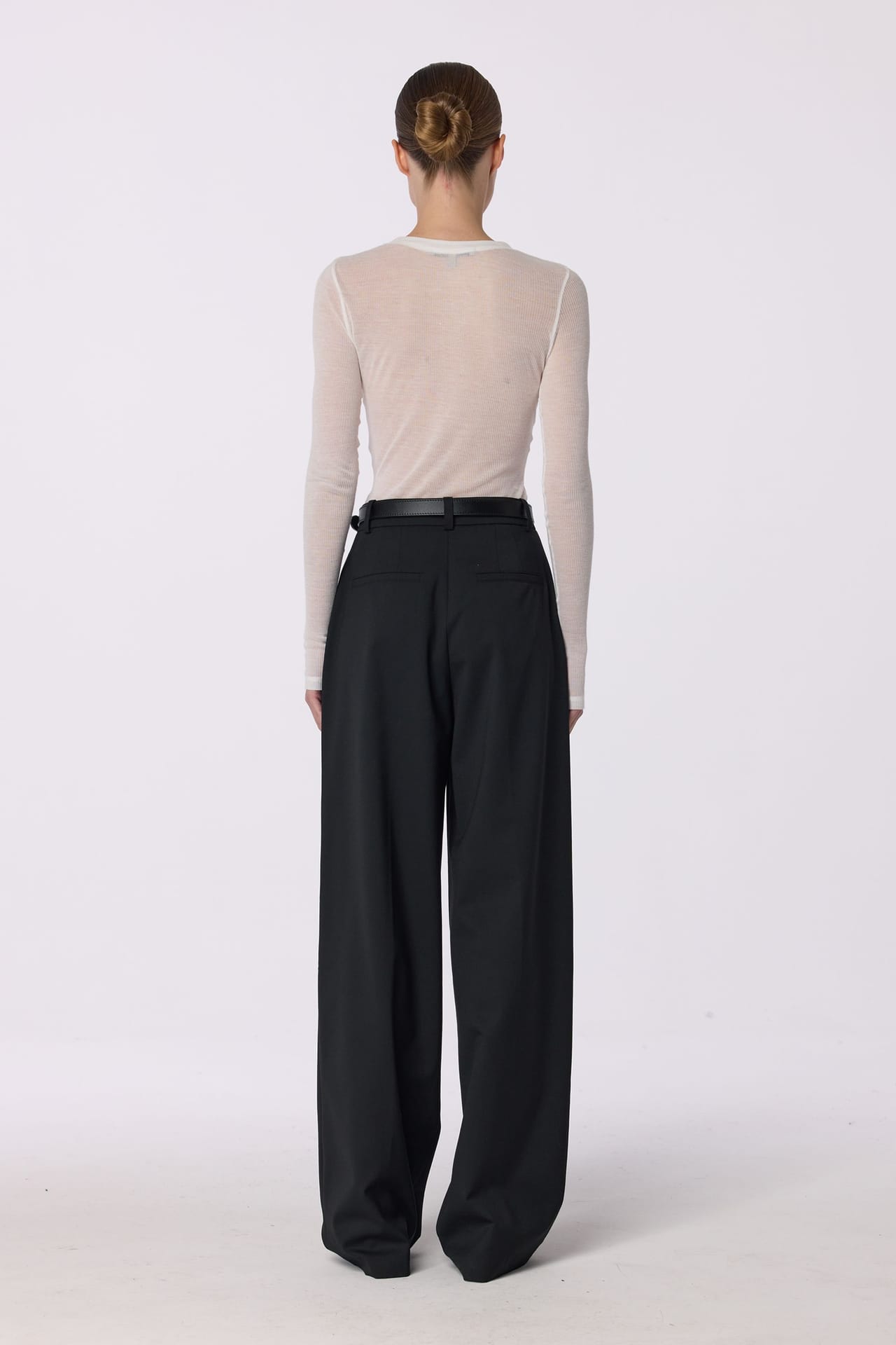 Relaxed wool pants - Photo 2