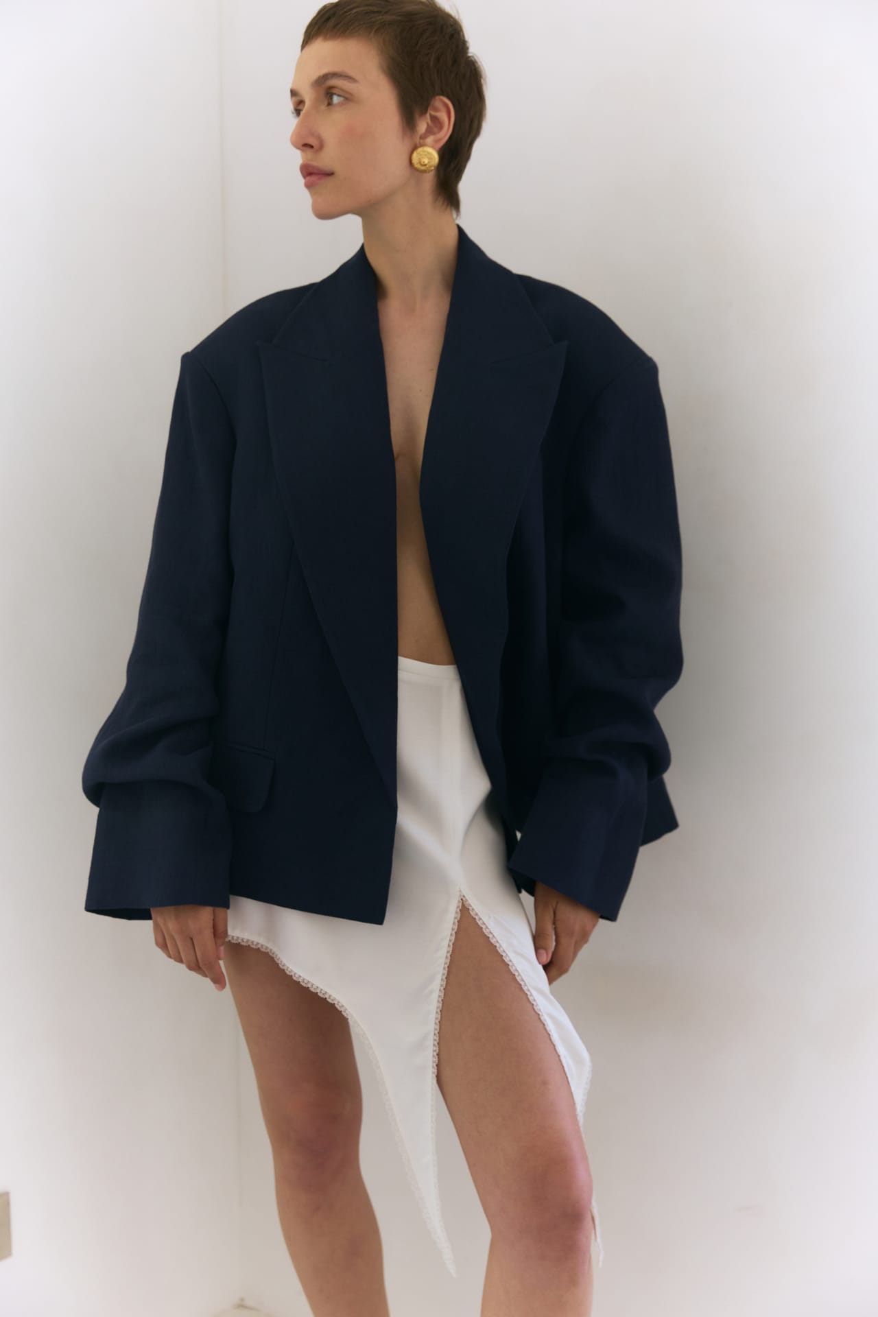 Jupe mini avec fente et dentelle - Photo 4