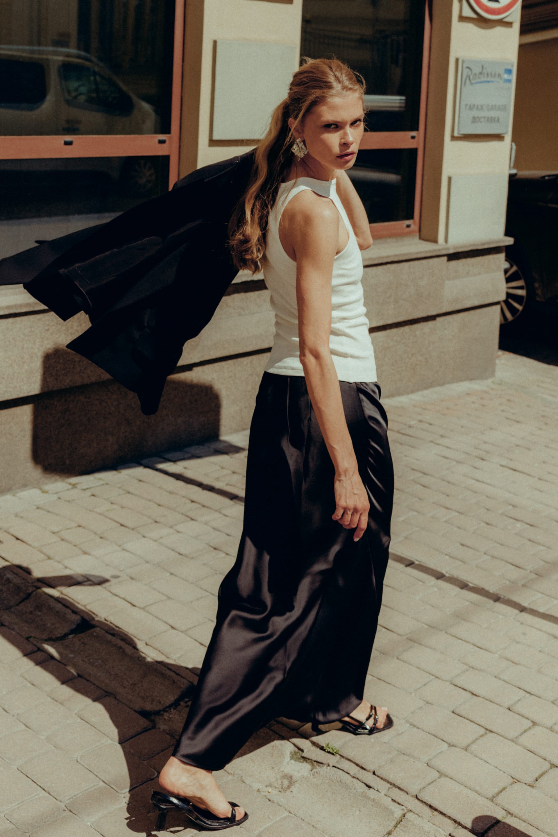 Satin midi skirt - WWB-SK1087-2-6 - Photo 4