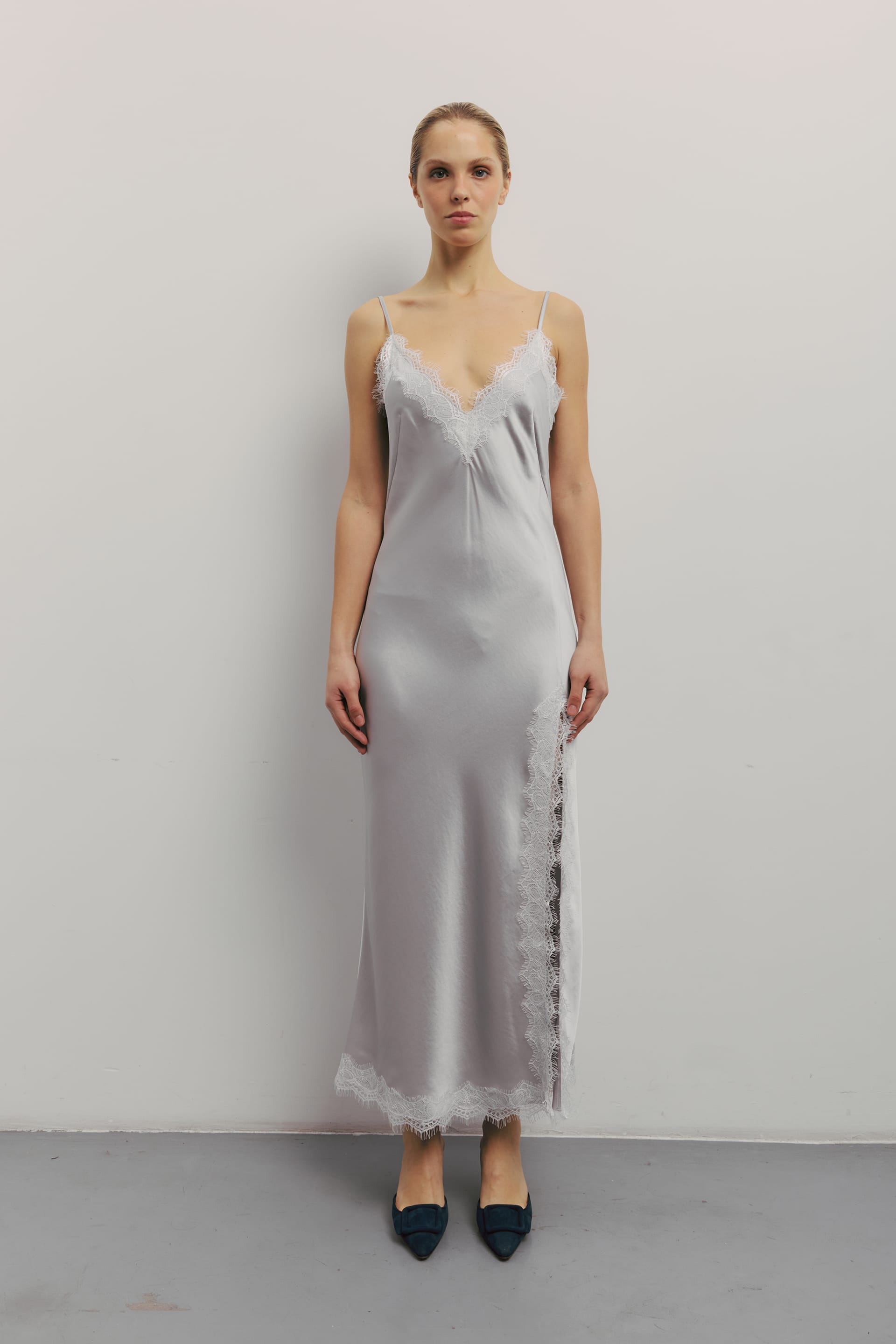 Maxi dress with lace - WWT-DR1073-7-6 - Photo 1