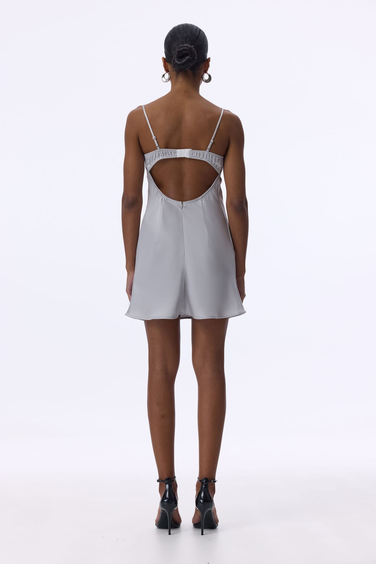 Mini robe à fines bretelles et dentelle - Photo 2