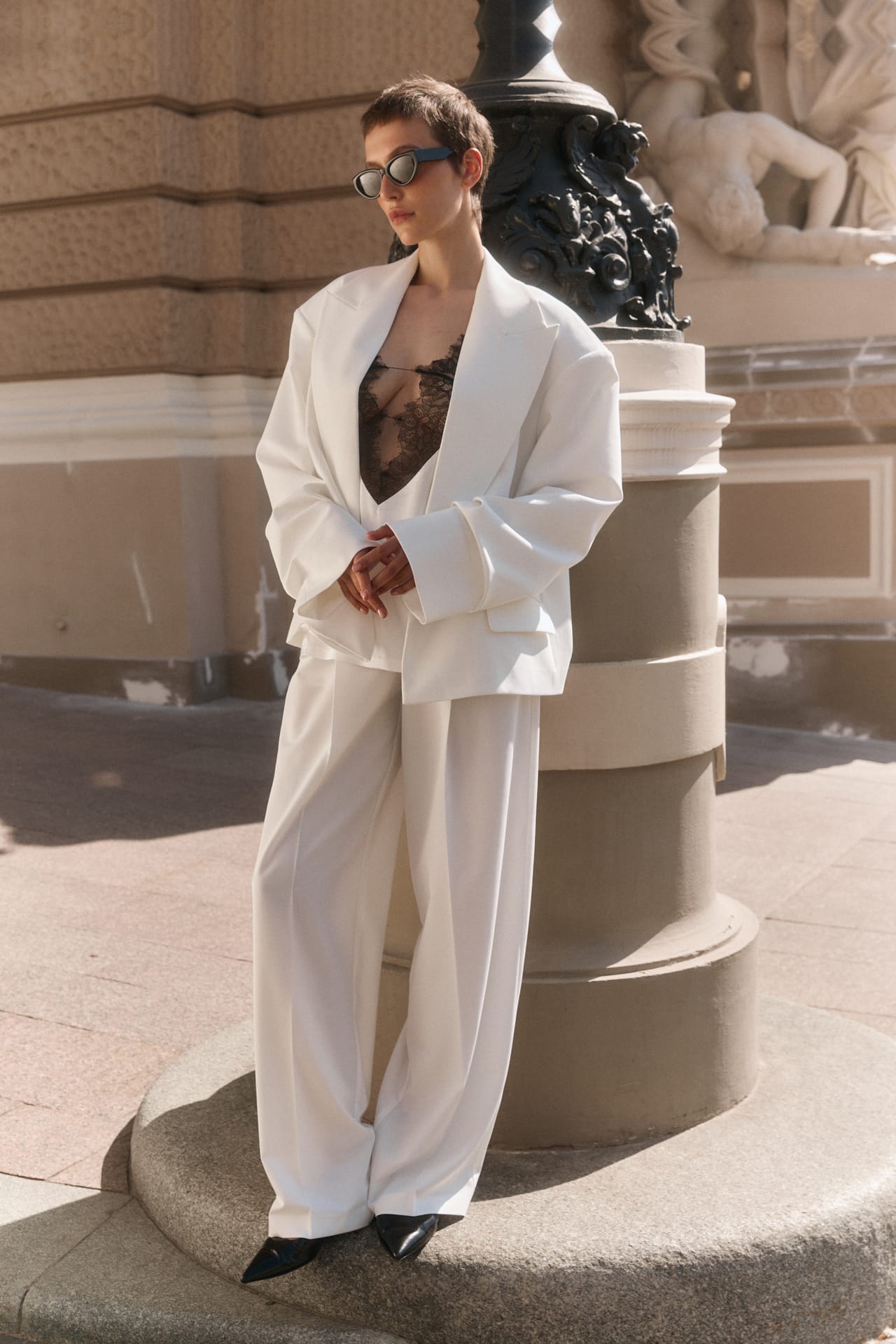 Oversized cotton jacket with gathered sleeves - Photo 4