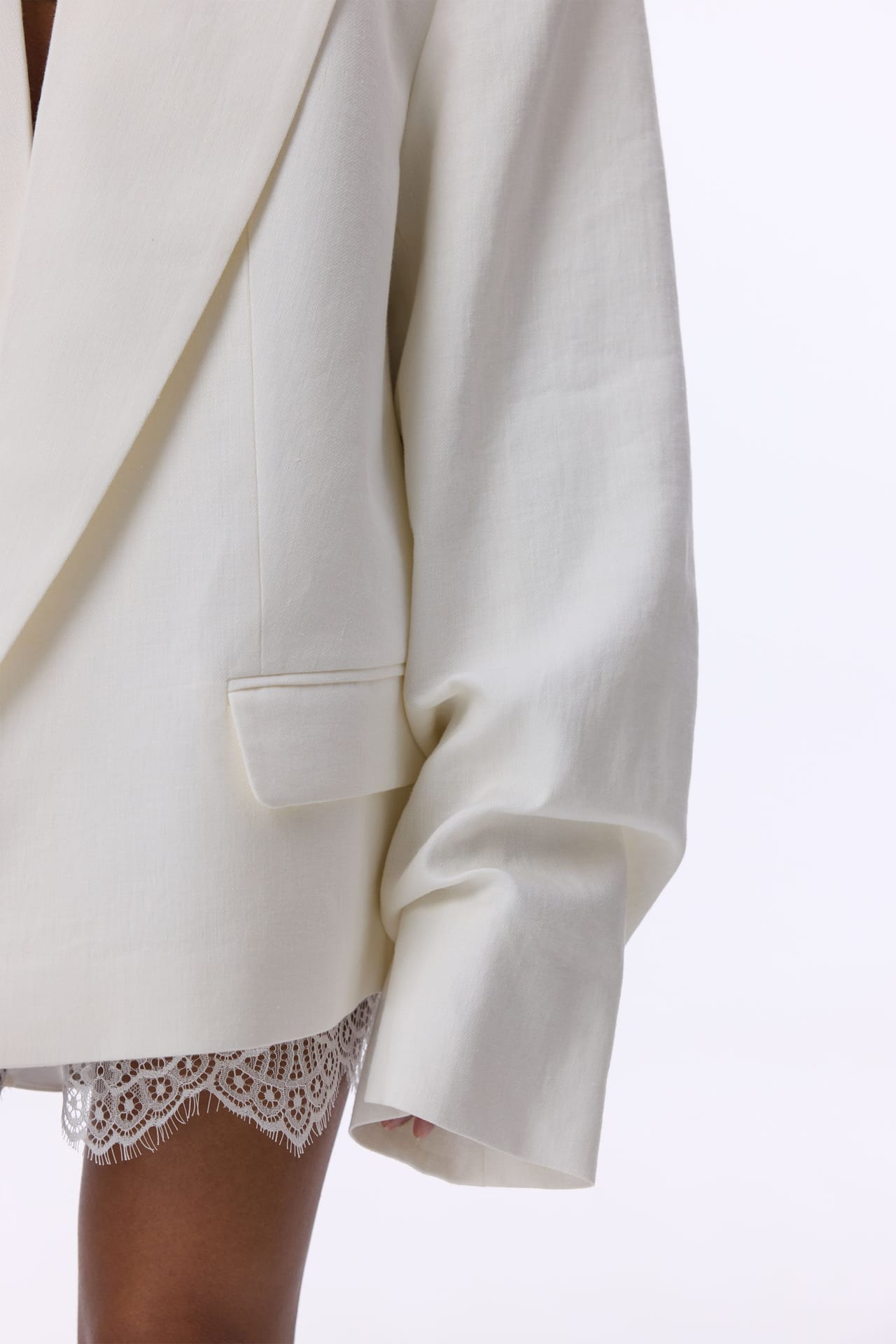 Oversized linen blazer with gathered details on the sleeves - Photo 5