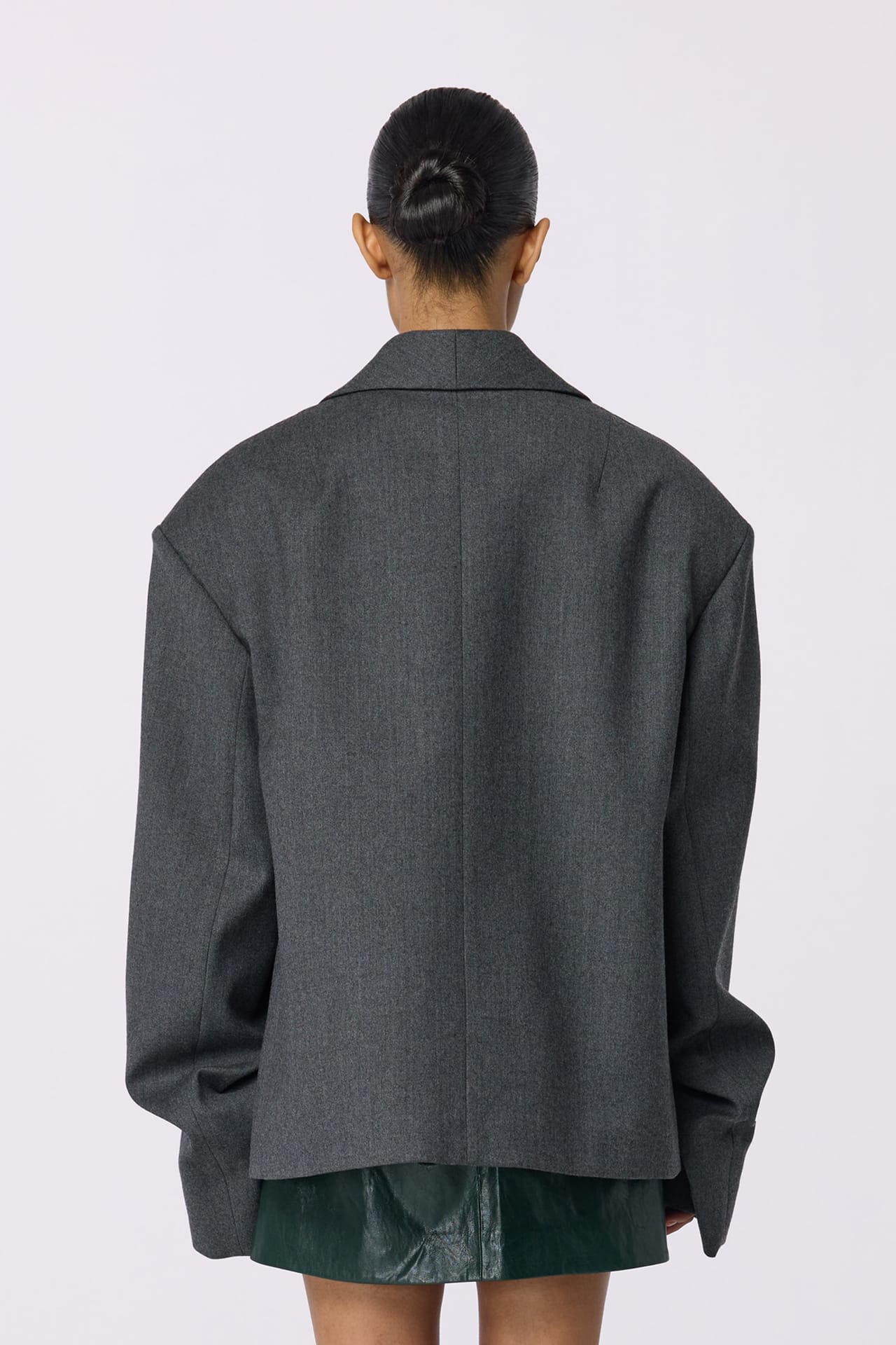 Oversized wool blazer with gathered sleeves - Photo 2