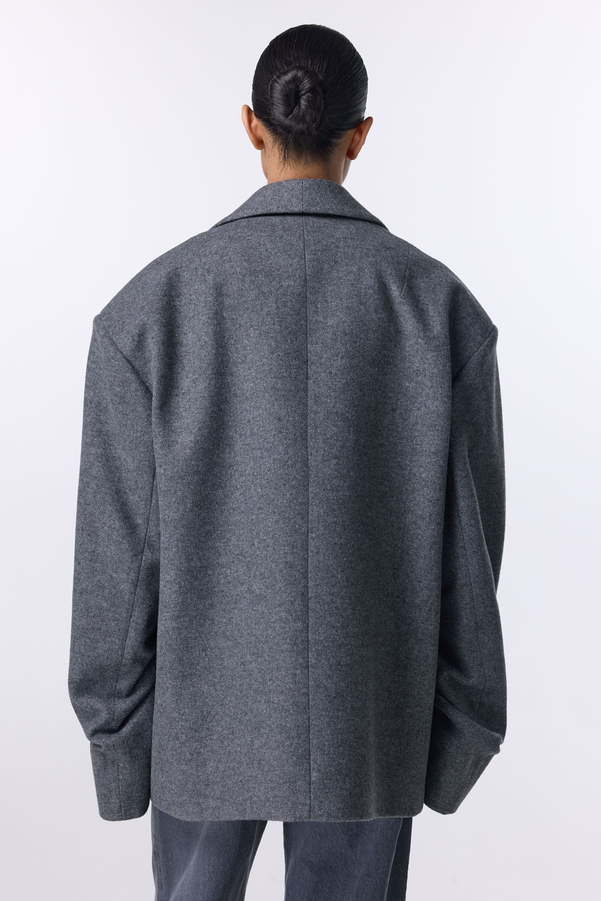 Manteau-veste oversize avec fronces sur la manche - WWU-JC1083-7-5 - Photo 2