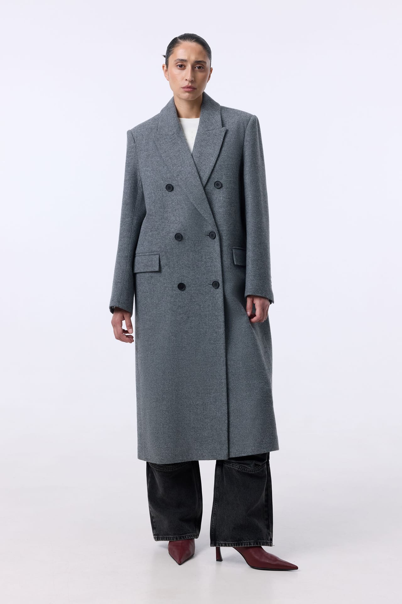 Double-breasted, straight-cut coat - Photo 1