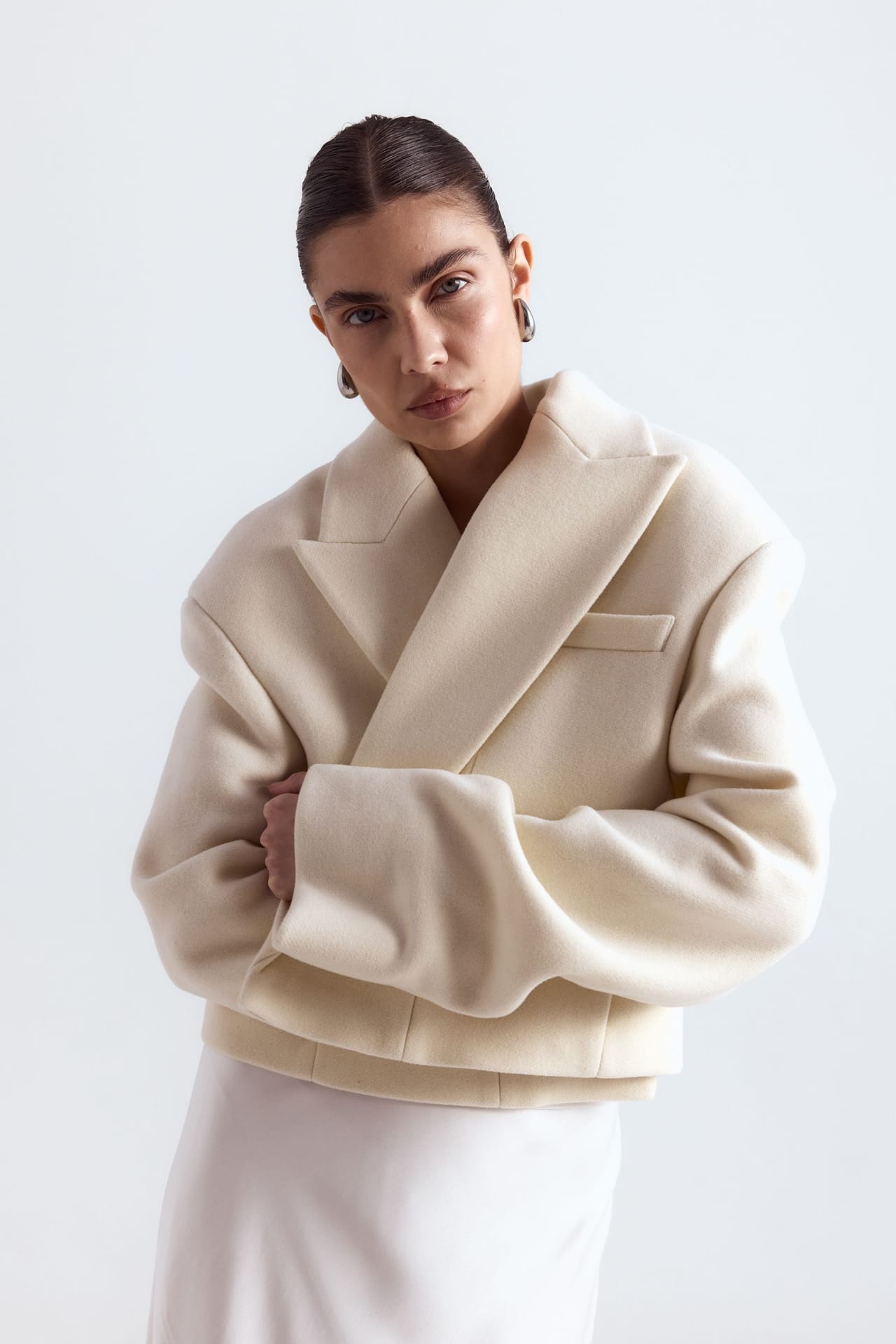 Cropped coat with gathered sleeves - Photo 5