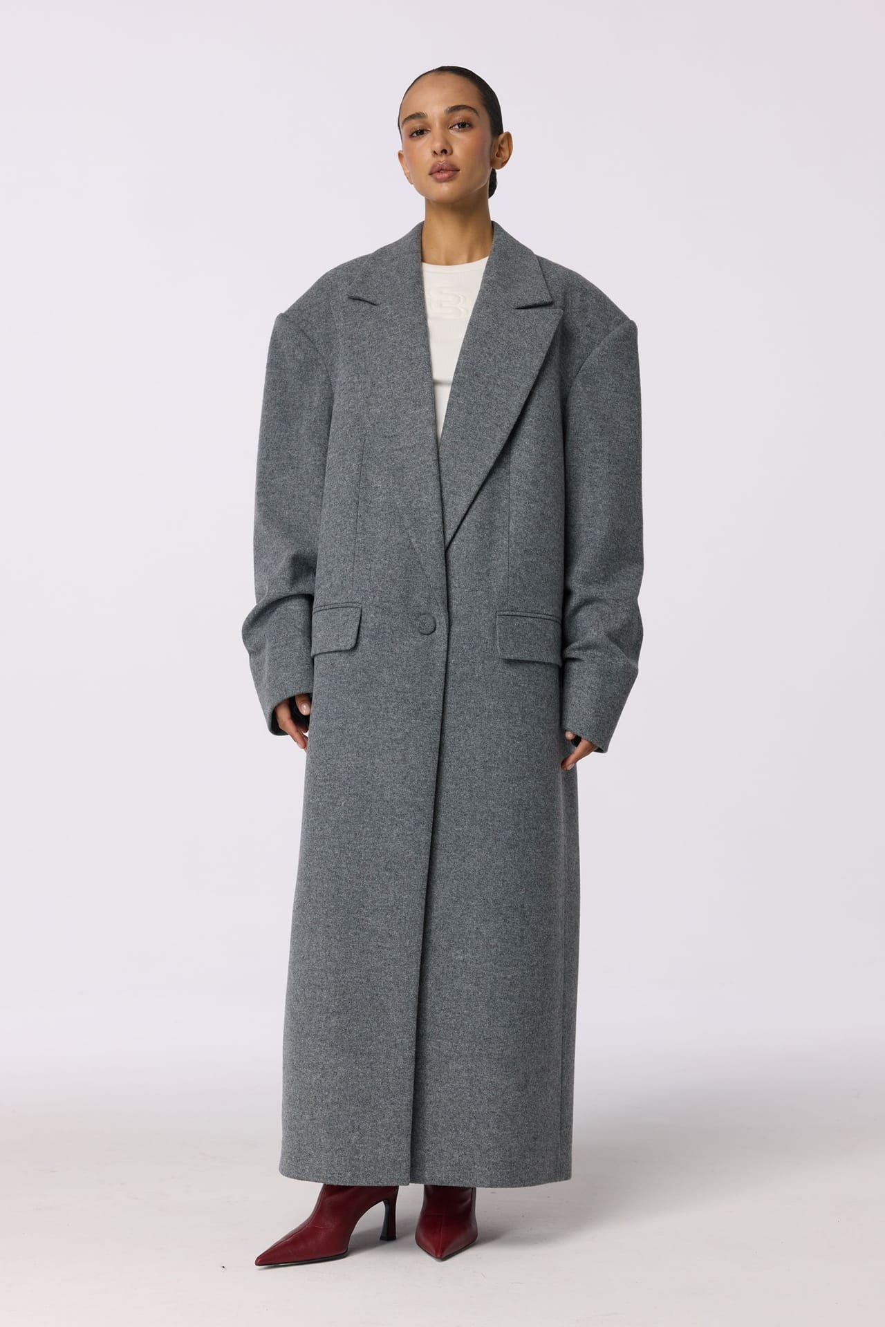 Straight-cut coat with gathered sleeves - Photo 3