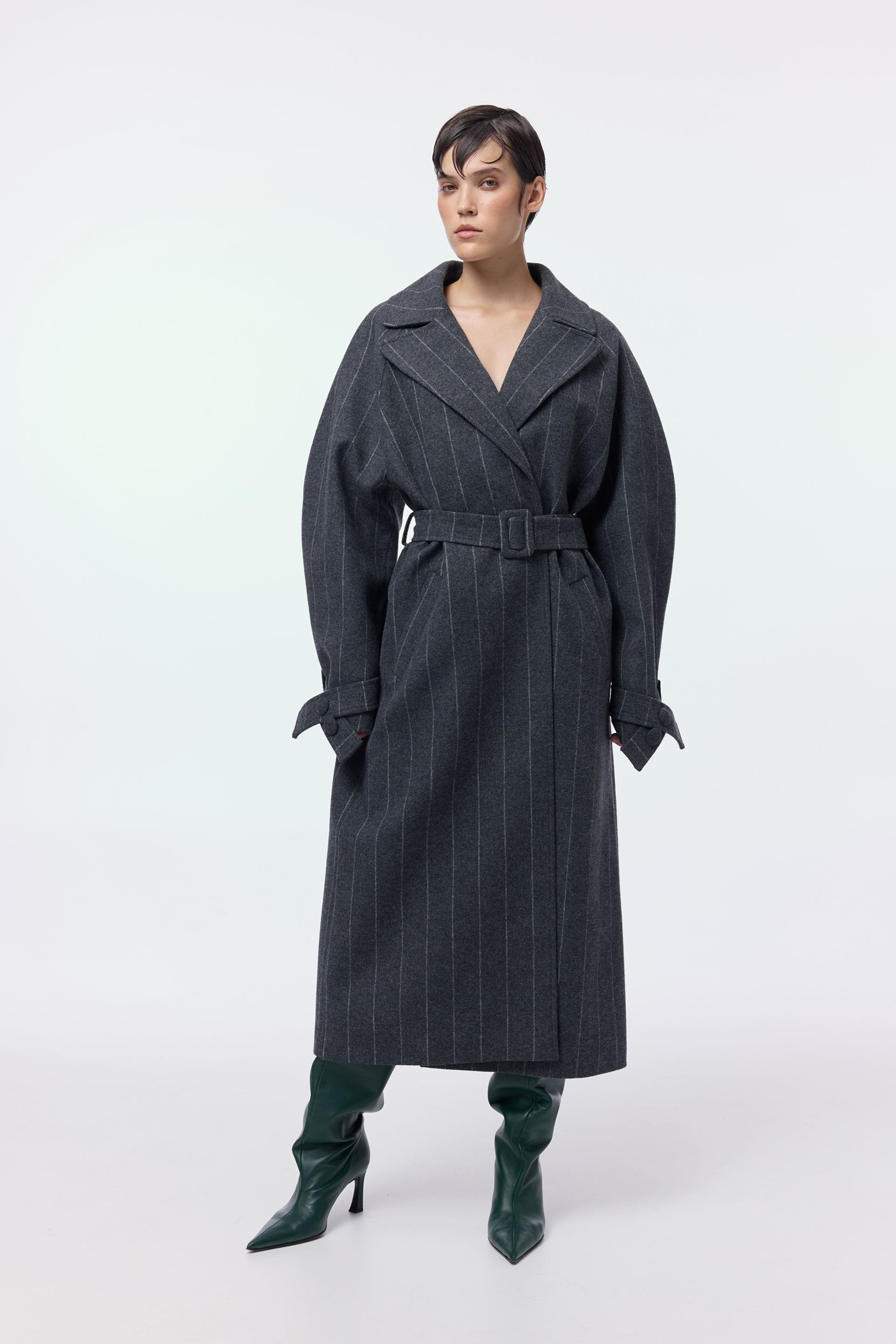 Maxi coat with dropped sleeves - WWU-OC110-10-5 - Photo 1