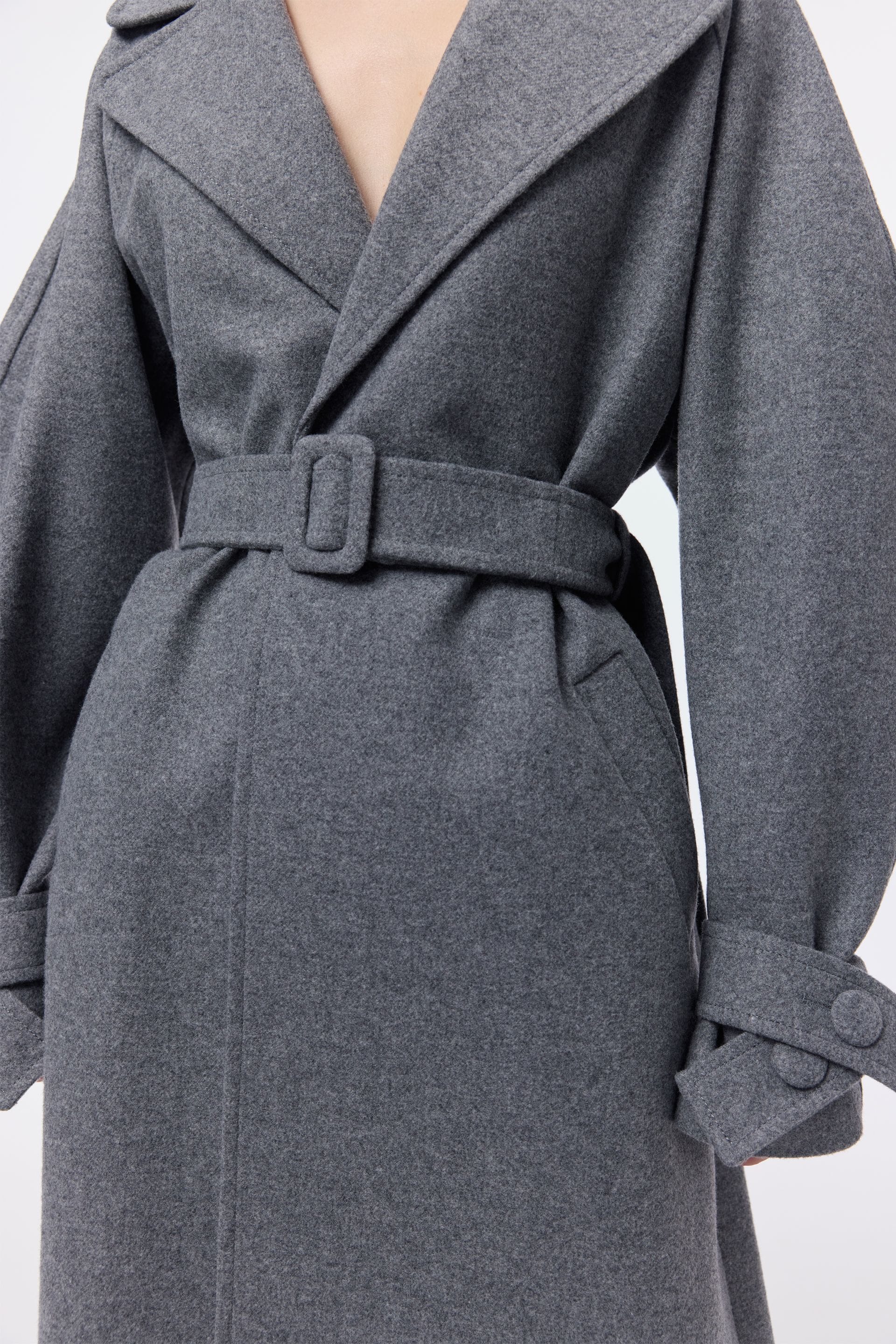 Maxi coat with dropped sleeves - WWU-OC110-7-5 - Photo 5