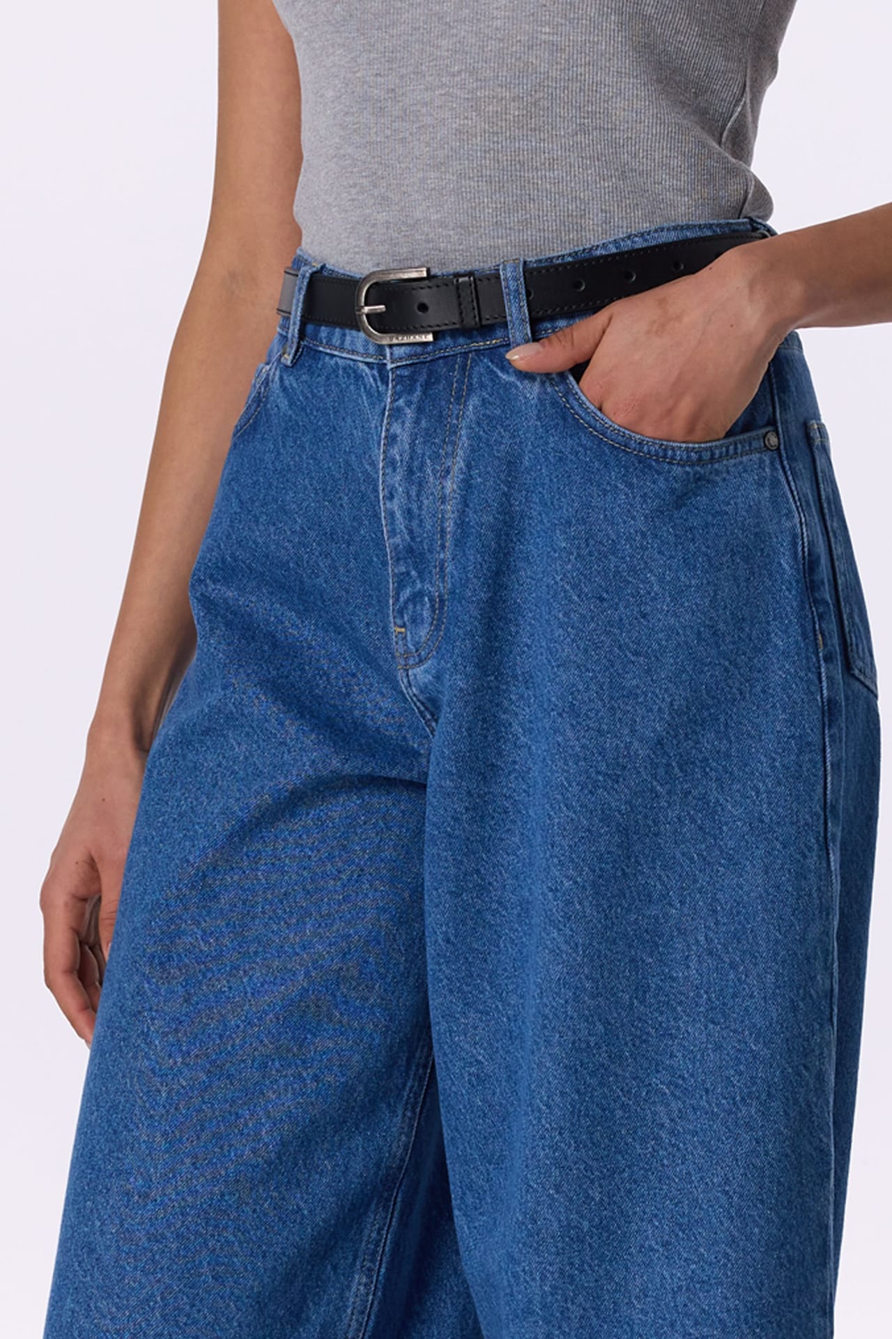 Zoom in - Jean coupe large Jean coupe large - Photo 5