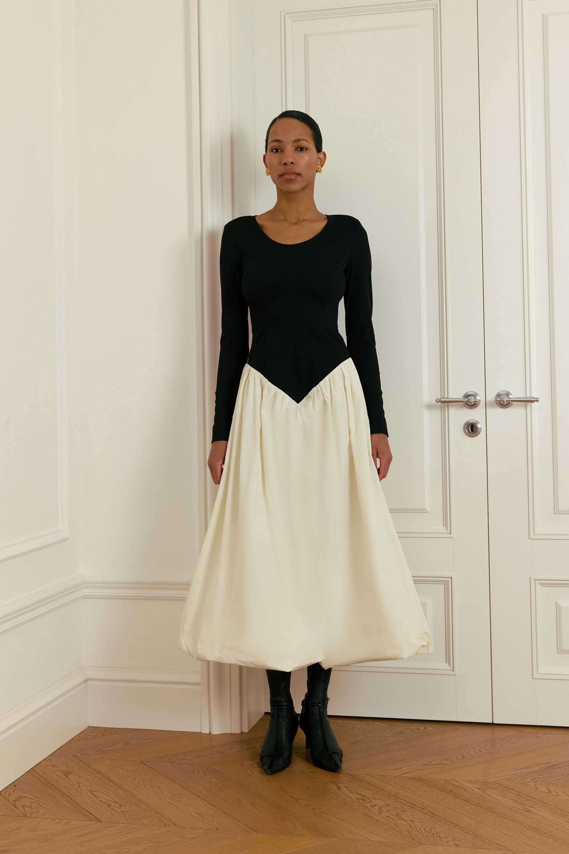 Go to product page - Swan dress Swan dress - WWT-DR6003-41-47 - Photo 3