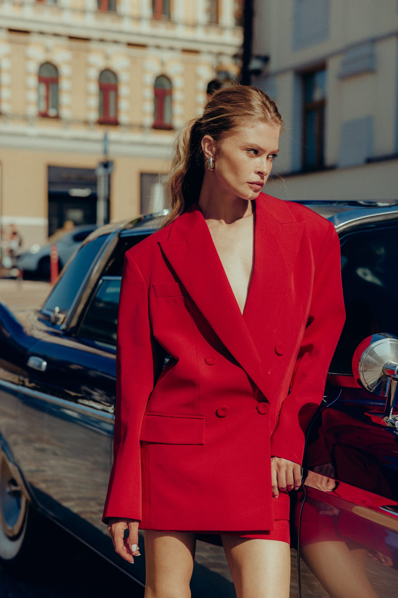 Zoom in - Blazer oversize en coton à double boutonnage avec épaulettes Blazer oversize en coton à double boutonnage avec épaulettes - Photo 4